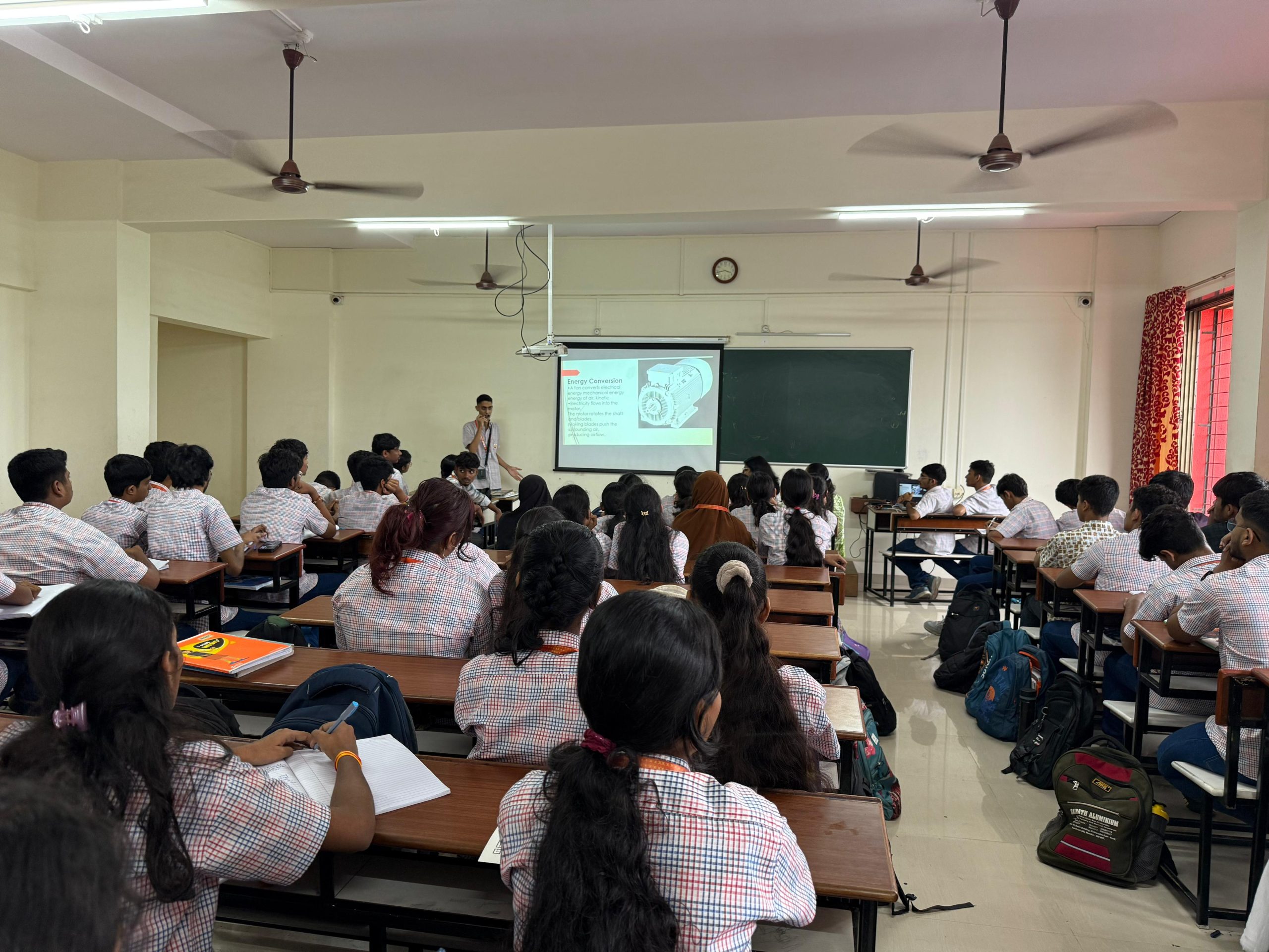 Report on the “Physics in Everyday Life”