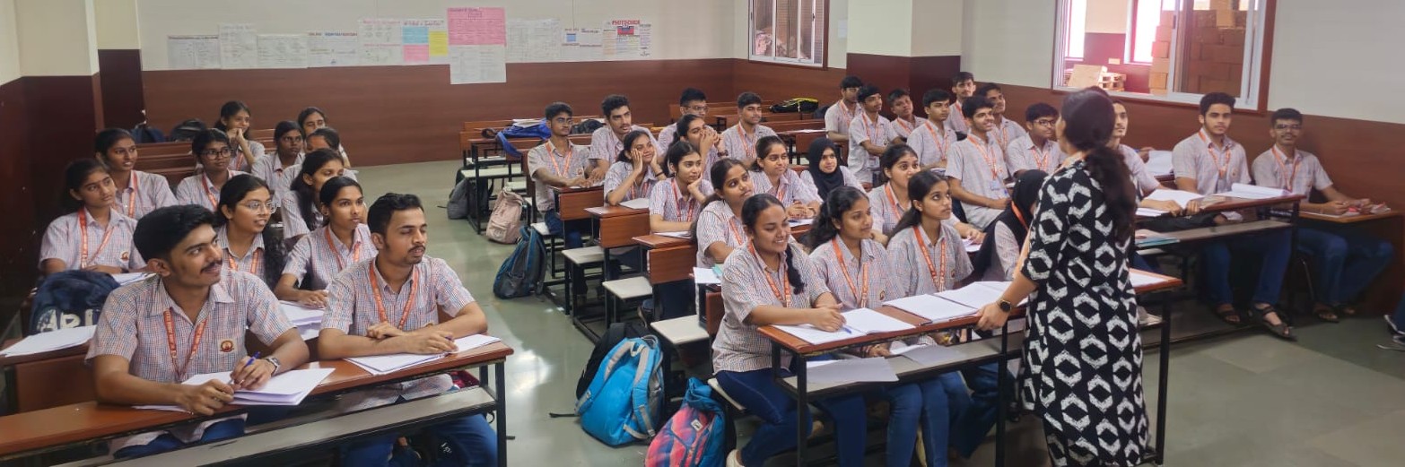 Digital Portfolio & Resume for 12th Grade Students