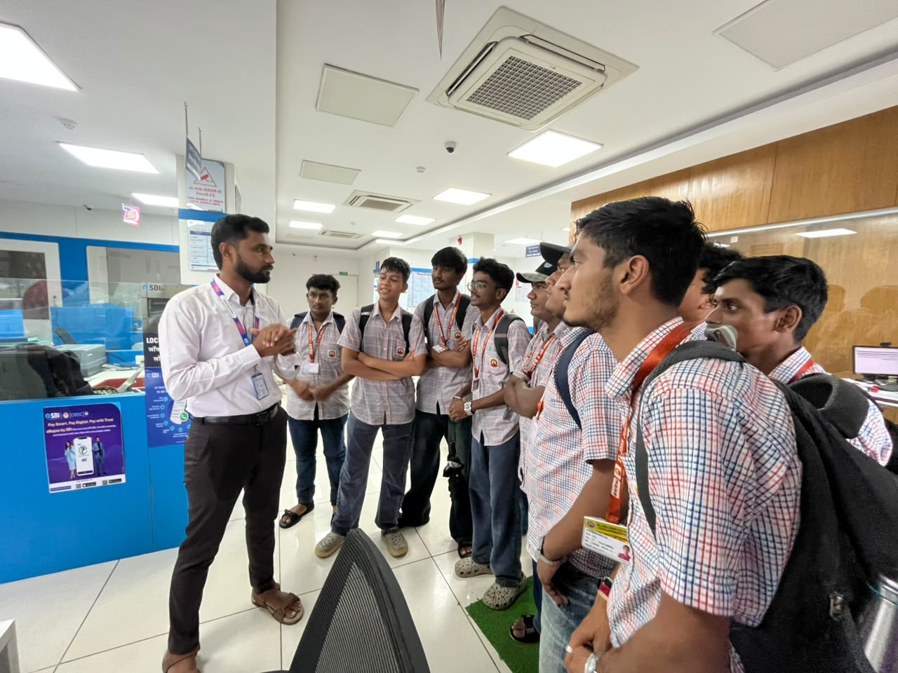 Educational Visit to State Bank of India (SBI)